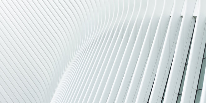 Does an expert owe a fiduciary duty when providing expert services?